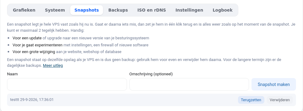 Snapshotit-välilehti, jossa snapshotin luominen, palauttaminen ja poistaminen